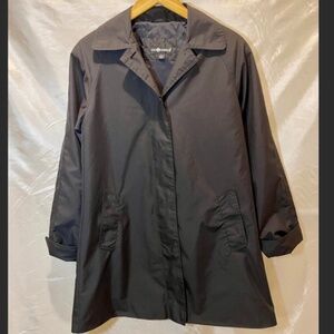 Sag Harbor Black Lightweight Raglan Trench Coat Small